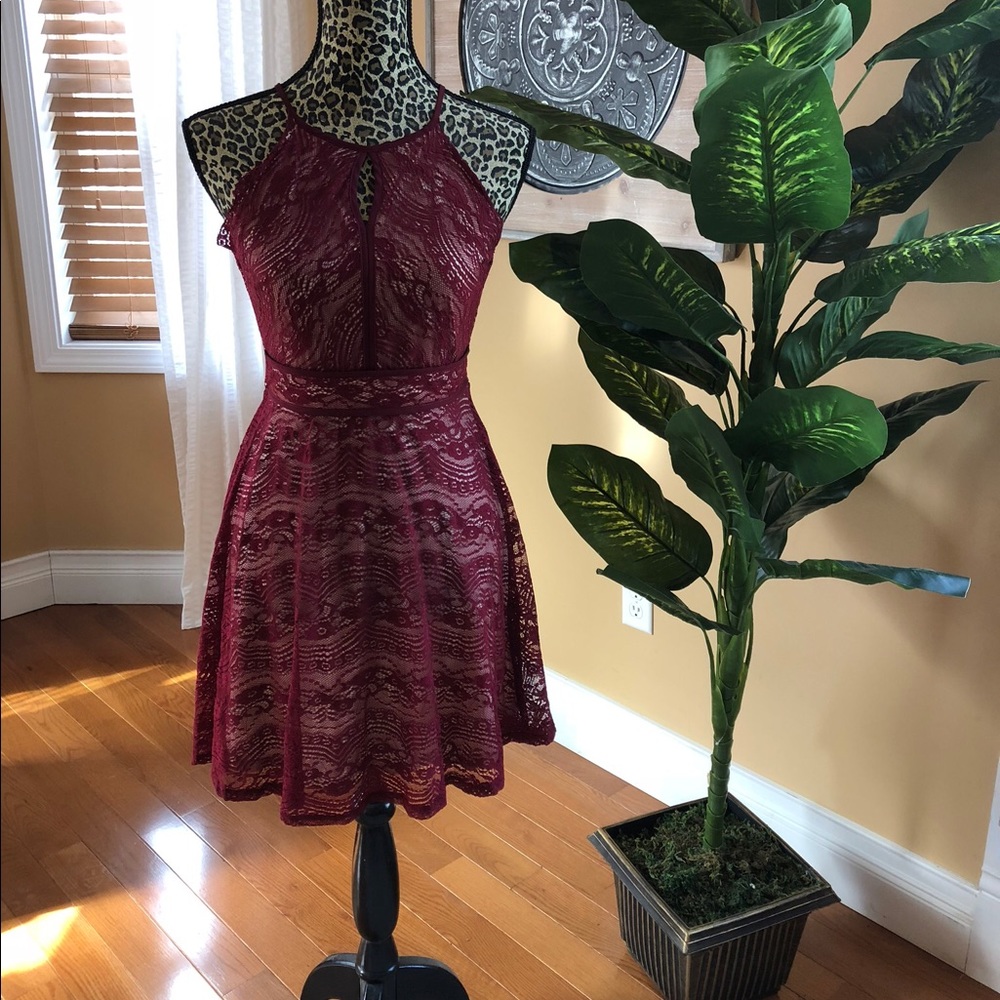 Lace flowy dress